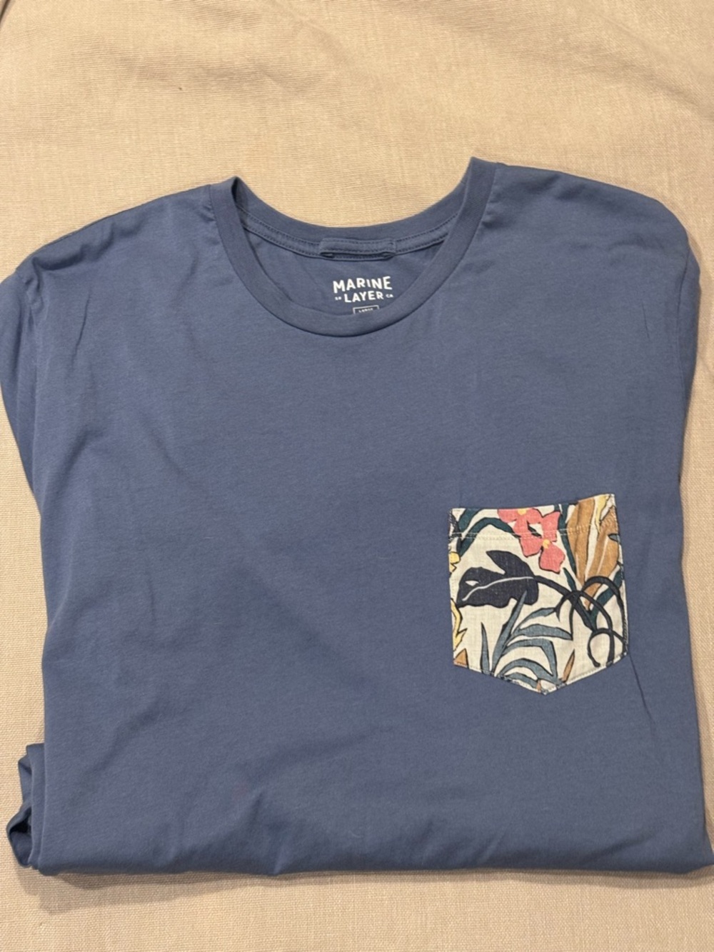 Marine Layer - Men’s - Navy Tee with Floral Pocket - EUC